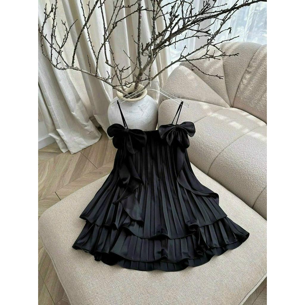 Đầm 2 dây lụa bóng dập ly phối nơ dáng babydoll phối bèo tầng 4 màu y hình siêu xinh