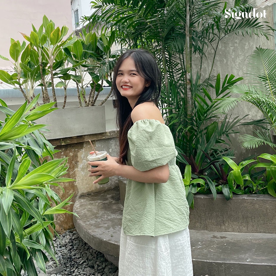 Áo tay bồng cổ vuông xẻ vạt xanh mint - Mint Foam Top