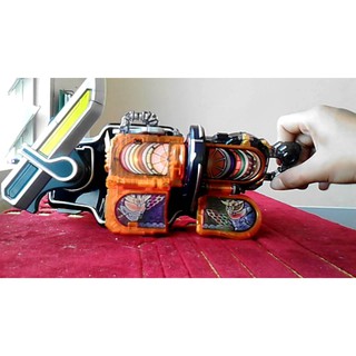 Mô hình DX Fruit Basket Lockseed (Bandai)