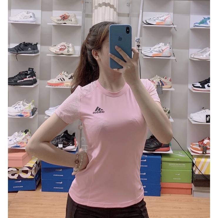 ÁO TẬP GYM YOGA  PHỐI VAI CỰC ĐẸP, CHẤT THUN LẠNH CO GIÃN THẤM HÚT TỐT MÃ AC045