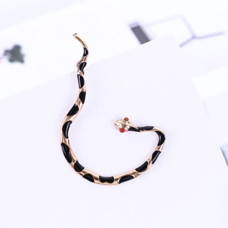 1 chiếc bông tai hình con rắn đỏ thời trang