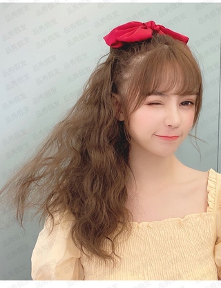 NƠ PHI ĐỎ - TÓC CỘT XÙ 55CM