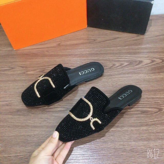 Sục đính đá Gucci