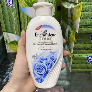 Sữa tắm nước hoa dưỡng da Enchanteur Magic 180g