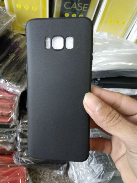 Ốp dẻo màu galaxy s8 plus ( ôm máy )