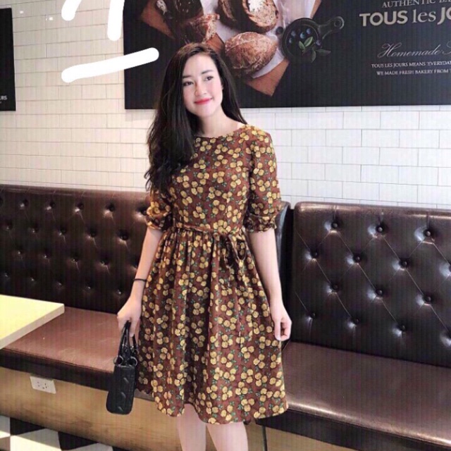Váy thắt eo