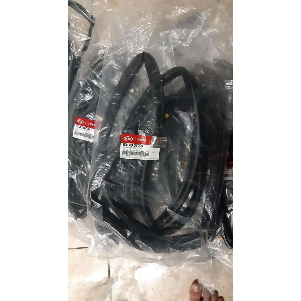 GIOĂNG CÁNH CỬA LẮP CHO XE KIA MORNING 2005-2010