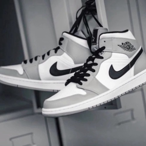 Giày Thể Thao JD Xám Cao Cổ💦SALE SỐC🌺, Giày air jordan Xám Cao Full Box | BigBuy360 - bigbuy360.vn