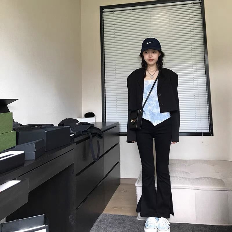 Áo Lửng Hai Dây Quyến Rũ Phong Cách Retro Hàn Quốc | BigBuy360 - bigbuy360.vn