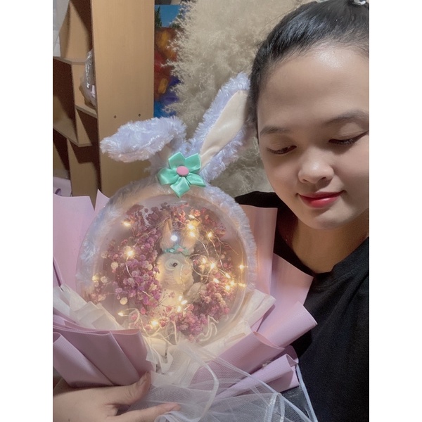 Bó Hoa Bóng Kèm Gấu Và Tai Thỏ