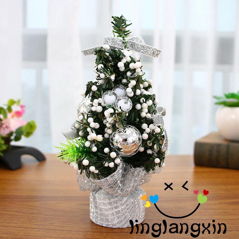 Cây thông Noel mini để bàn kích thước 20cm kiểu dáng xinh xắn đáng yêu