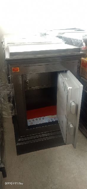 Két sắt khóa cơ việt tiệp +-90kg