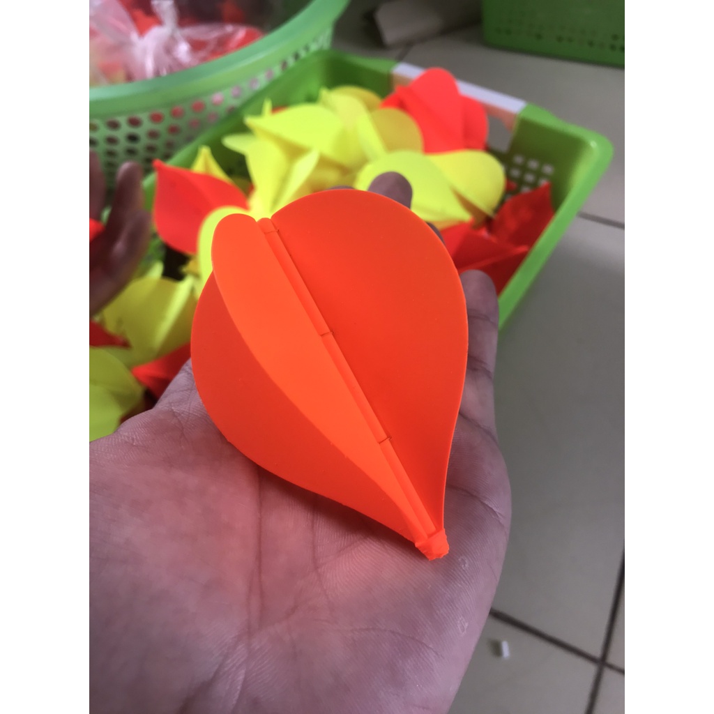 Bán lẻ - Cánh phao câu lục TV