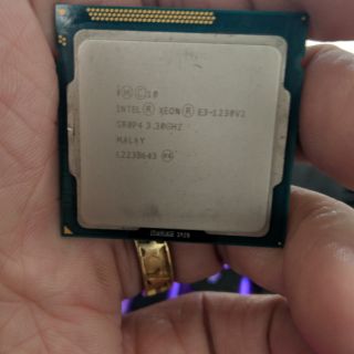 E3 1230v2 mạnh ngang i7 3770