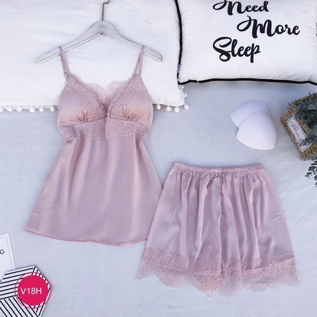 Bộ ngủ mặc nhà 2 dây chất lụa satin cao cấp V18 | BigBuy360 - bigbuy360.vn