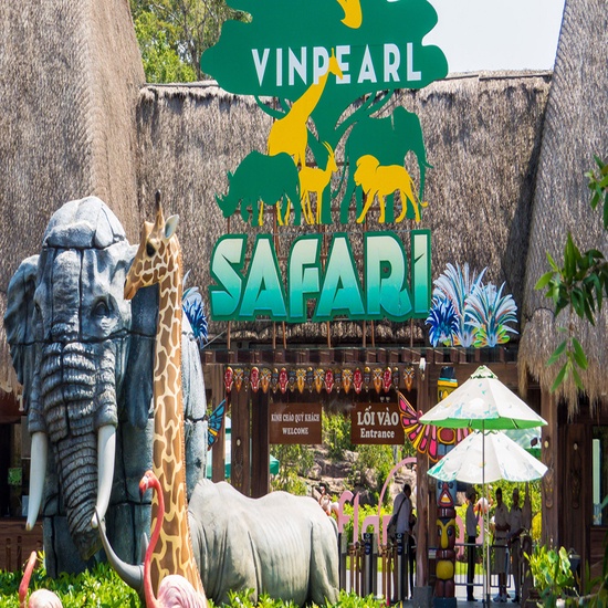 Nha Trang: Vui chơi tại Vinwonder + Safari World - Nghỉ dưỡng VinHolidays Phú Quốc