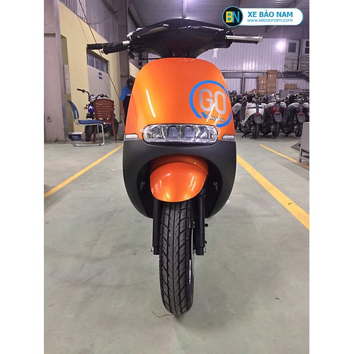 Xe ga 50cc Gogo Vmotor màu vàng mới nhất