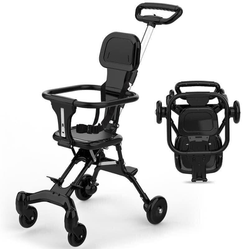 Xe đẩy gấp gọn tiện lợi cho bé