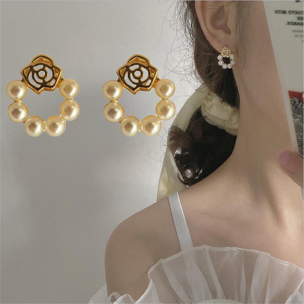 Bông Tai Thời Trang Kiểu Đinh Tán Cho Nữ