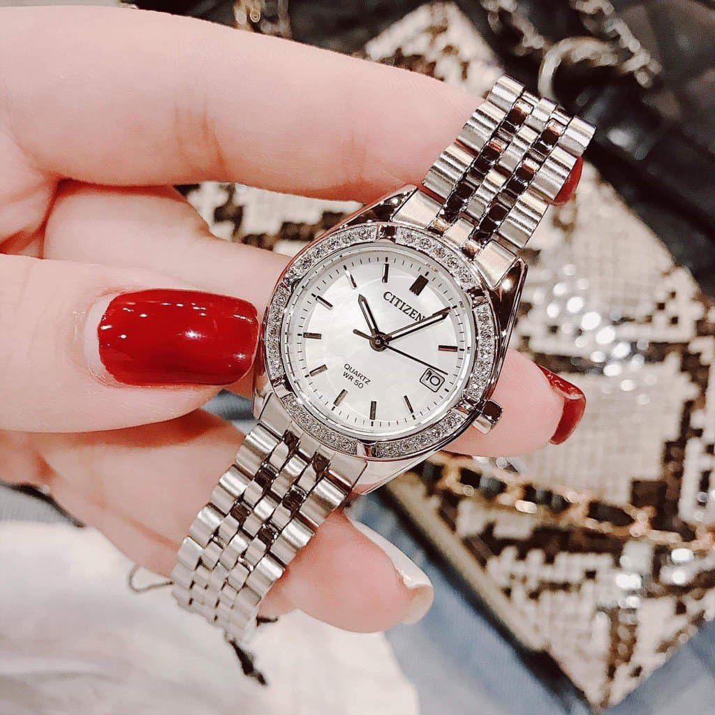 ĐỒNG HỒ nữ CITIZEN EU6060-55D(mặt trắng, vỏ trắng, dây kim loại ) trắng tinh khôi