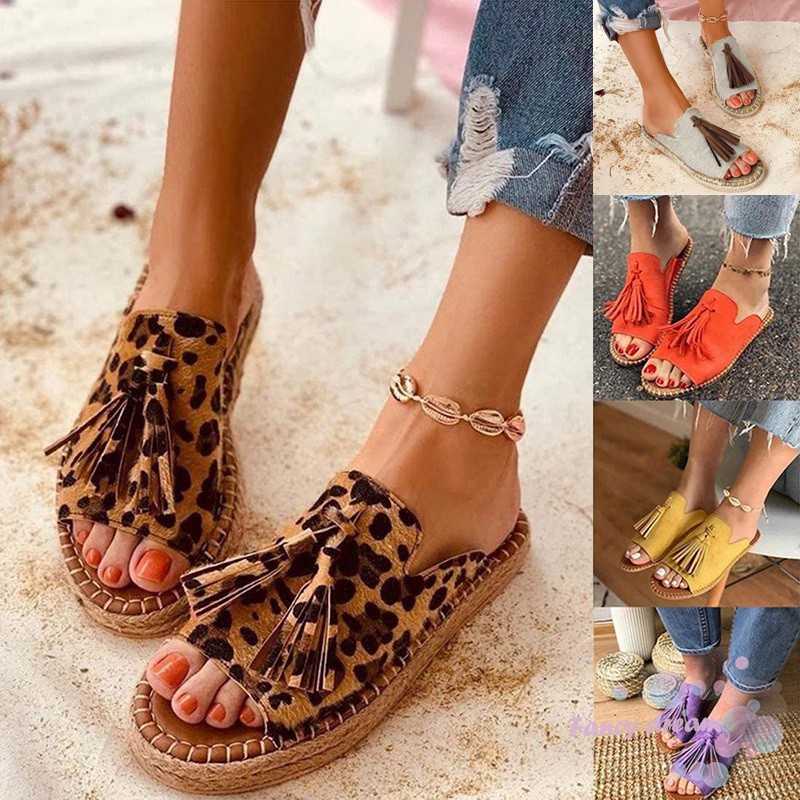 Dép Sandal Xỏ Ngón Đi Biển Chống Trượt Quai Tua Rua