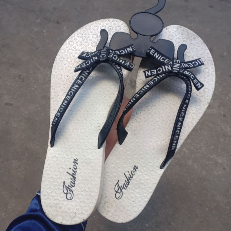 Dép quai kẹp nữ nhựa lẻ lẻ size38