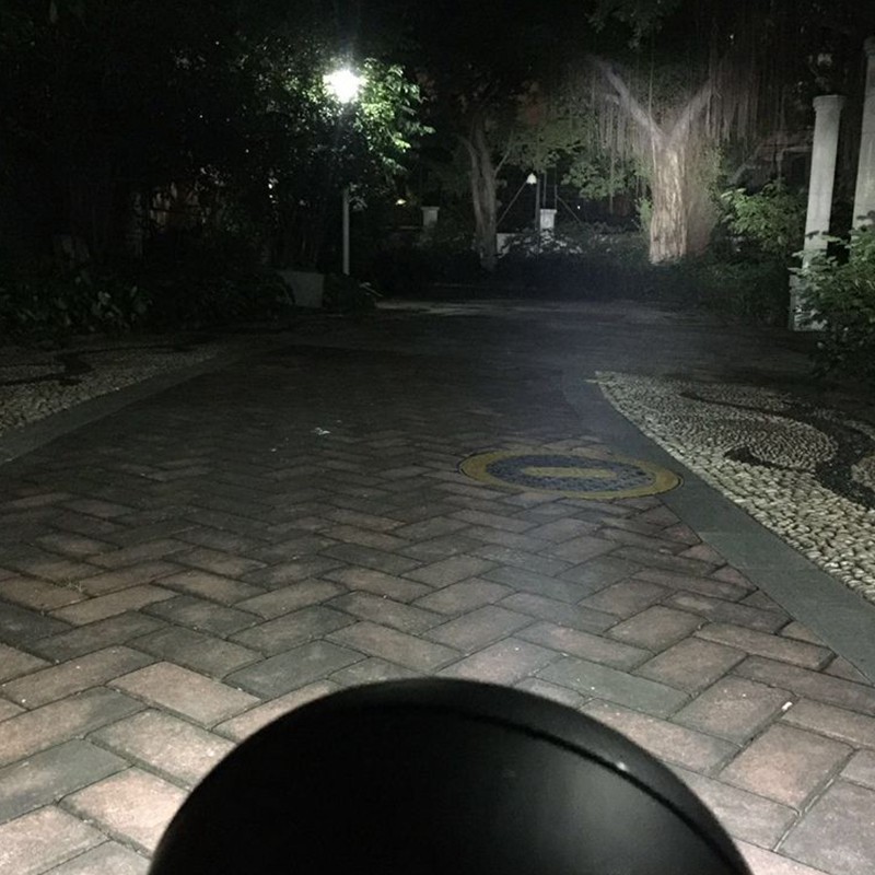 Đèn pha độ xe máy classic kiểu dáng Su GN bi Led gáo đèn tròn sơn đen , mặt mika trong