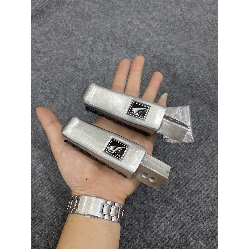 Gác chân, để chân sau Nhôm (CNC) cho xe Honda !