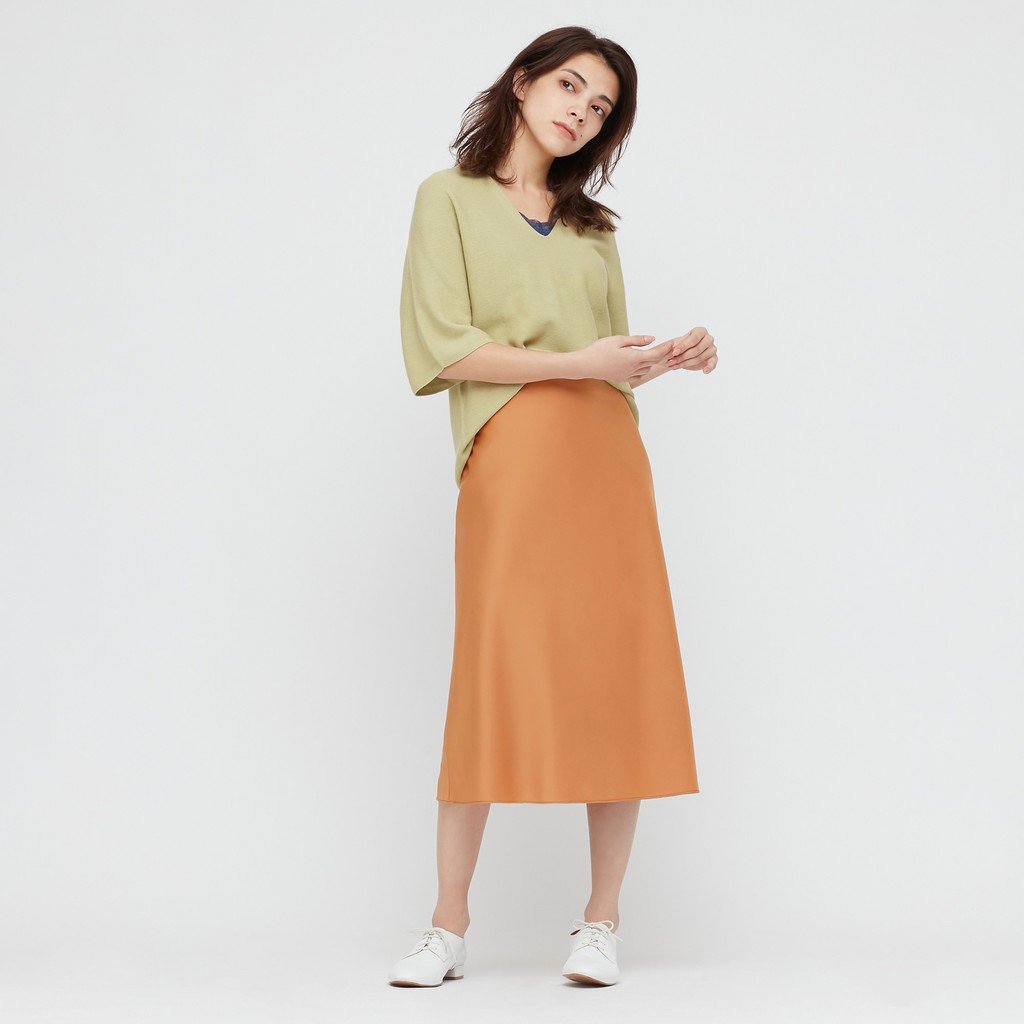 Chân váy lụa UNIQLO AUTH | BigBuy360 - bigbuy360.vn