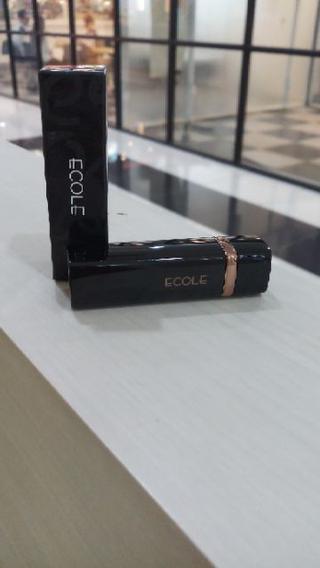Son Ecole Shine Black Lipstick