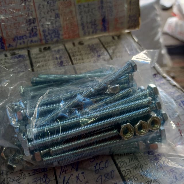 Bù lon 6ly 8phân=50con bịt