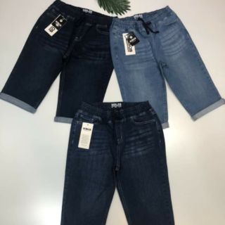 Quần Jeans  lửng lưng thun.