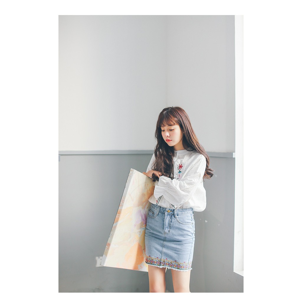 [Hàng order 7 đến 10 ngày] Áo sơ mi thêu hoa | BigBuy360 - bigbuy360.vn