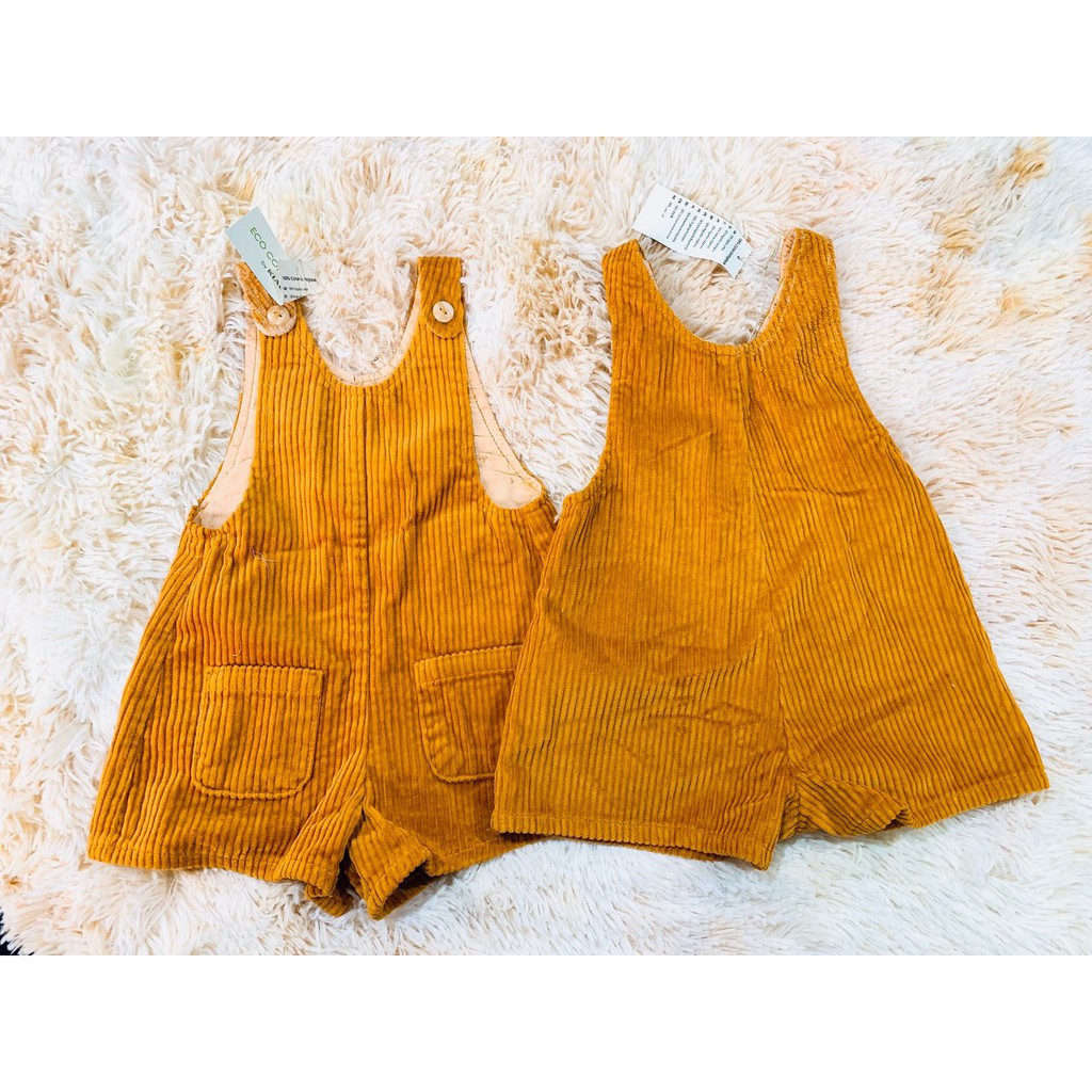 Yếm nhung Kiabi dễ thương cho bé