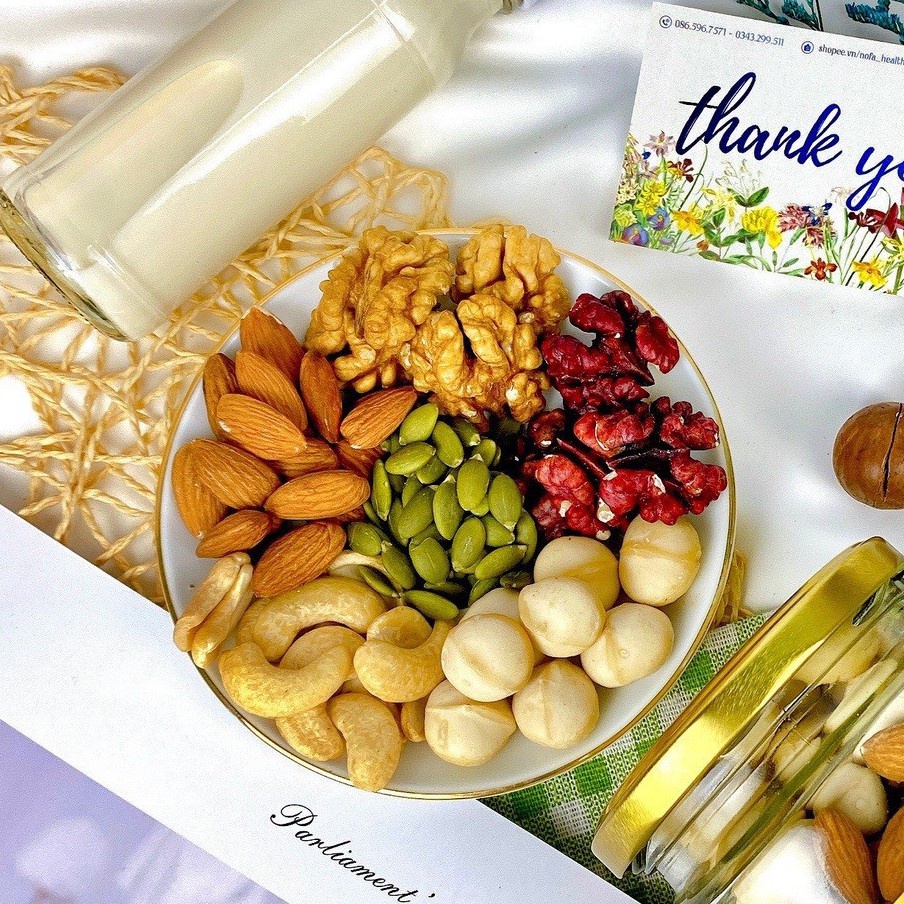 Hạt Dinh Dưỡng Mix 6 Loại Hạt Óc Chó, Hạnh Nhân, Điều, Bí Xanh, Macca NHALAM FOOD