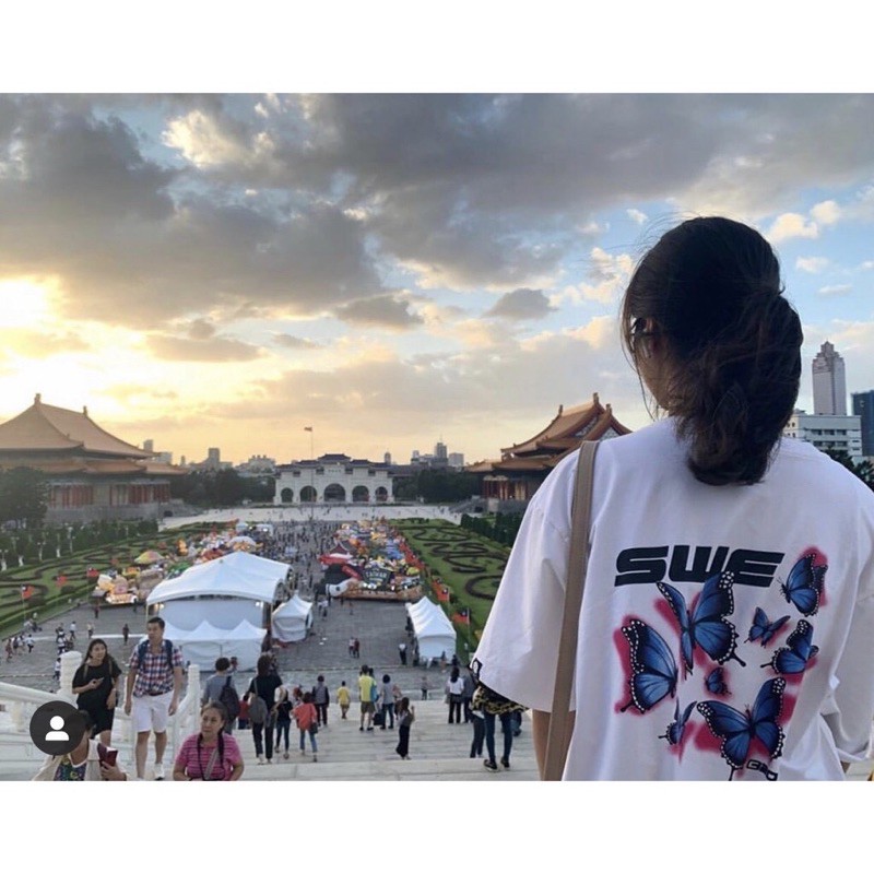 ÁO THUN SWE BƯỚM - ÁO THUN TAY LỠ | BigBuy360 - bigbuy360.vn