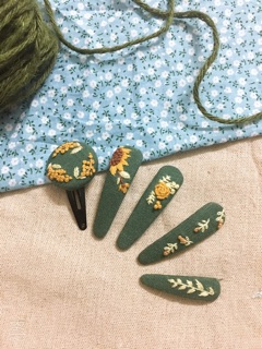 Kẹp tóc thêu tay handmade