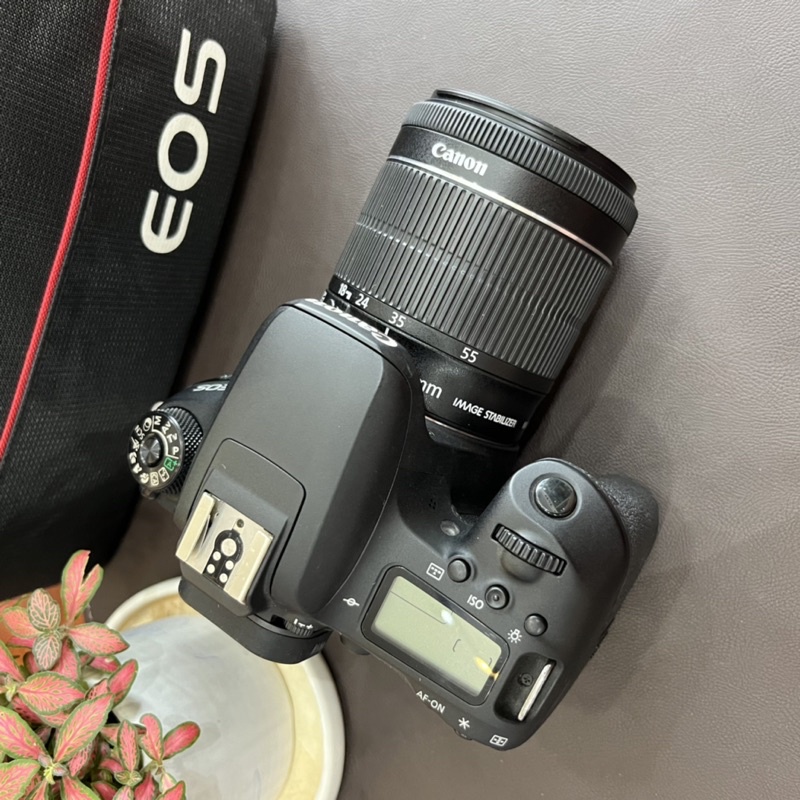 Máy ảnh Canon 77D & 18-55 STM