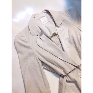 Vest blazer 3 nút tay lật cổ phối lụa