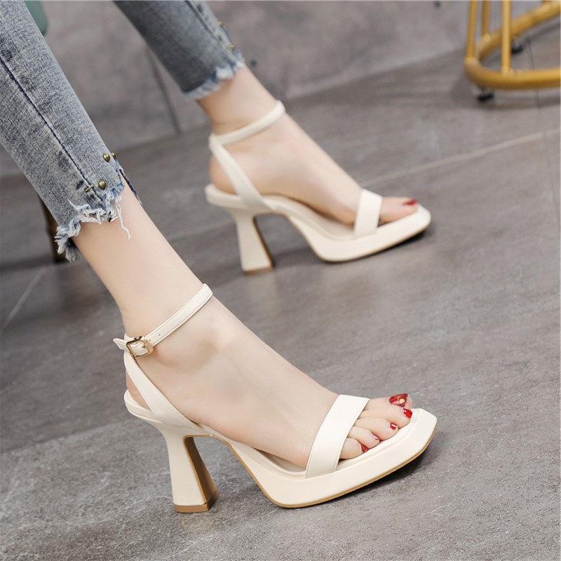 Giày Cao Gót Đế Dày Mũi Vuông Chống Thấm Nước Có size Nhỏ 33 Dành Cho Nữ