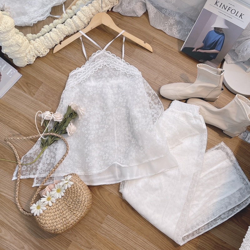 SET ÁO YẾM PHỐI HOA NỔI REN + QUẦN SUÔNG