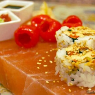 Thớt nướng đá muối Himalaya