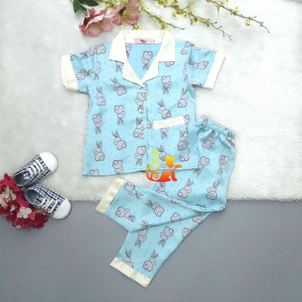 Đồ Bộ Pijama Satin &quot;Thỏ bi&quot; Phối Cổ Trơn Quần Dài Cho Bé - Từ 12kg - 40kg.