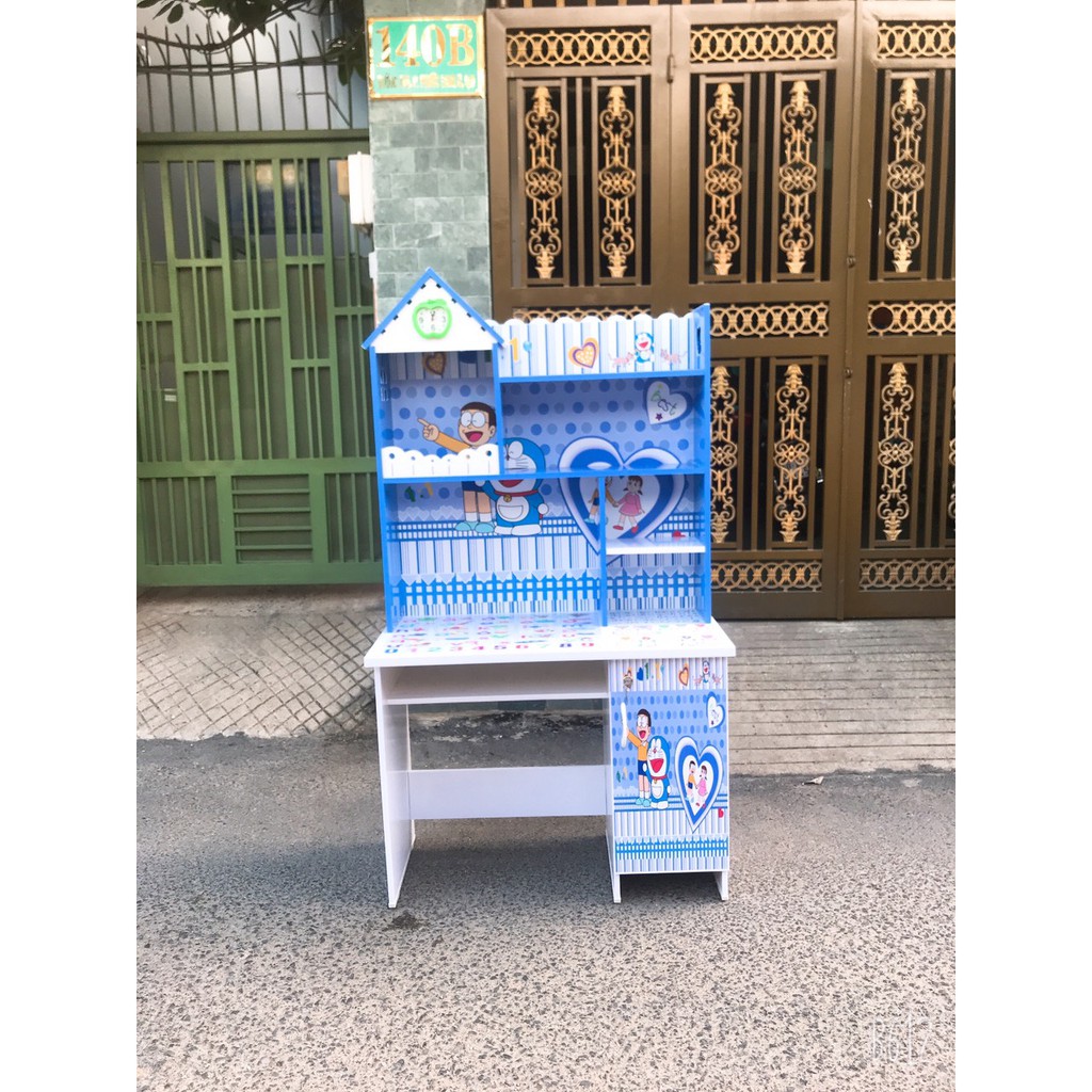 Bàn học sinh siêu nhân cho bé trai mẫu mới 2021 giá tại xưởng. freeship hcm và biên hoà, bình dương | BigBuy360 - bigbuy360.vn