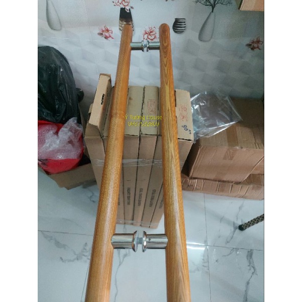 Tay nắm gỗ cửa kính phòng tắm xông hơi