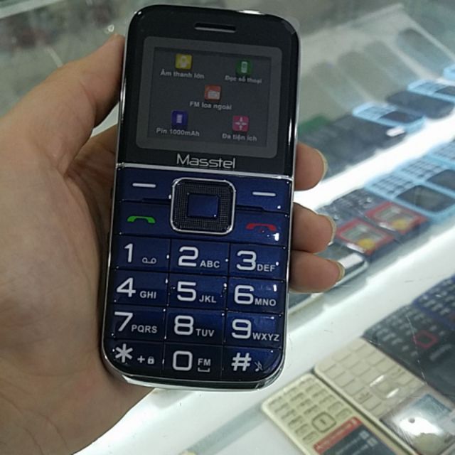 Điện thoại masstel fami12 loa to chữ to cho người già | BigBuy360 - bigbuy360.vn