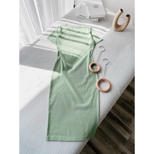 Đầm body e về thêm màu xanh siu xinh.