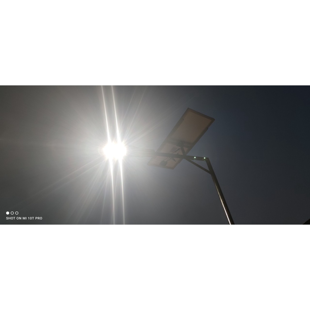 Đèn LED năng lượng mặt trời LEDY SOLAR SL02 - 40W chip Nhật Bản Nichia số 1 Thế giới (tương đương 250-400W LED khác)