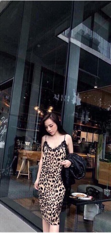 Váy lụa 2 dây