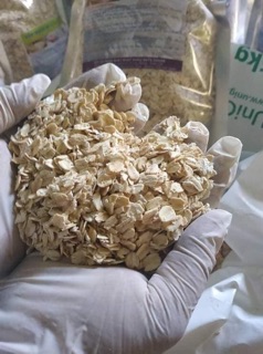 YẾN MẠCH ÚC